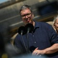 Vučić u Kruševcu obećao rekonstrukciju bolnice i novu halu sportova
