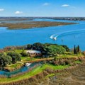 Na prodaju celo ostrvo nadomak Venecije! Dobijate dva pristaništa i tvrđavu pretvorenu u kuću - cena je tajna