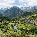 Ova mala evropska zemlja ima plate i do 5.000 evra! Ima svega 90.000 stanovnika: Sada traži hitno radnike, ovo su uslovi