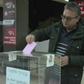 Viromir Nedeljković glasao u Domu sindikata