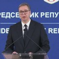 Vučić sa kineskim ambasadorom: Nadam se da će „godina Drvenog zmaja“ dovesti Si Đinpinga u Srbiju