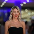 Ana Stanić više nije plavuša: Pevačica se odlučila za veliku promenu FOTO