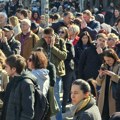 Odavanje pošte stradalima u Novom Sadu ispred Skupštine Srbije, Novosađani protestuju kod Pozorišnog trga