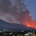 (Foto, video) drama u Italiji! Požari na Vezuvu, eruptirala Etna, dim se vidi iz Pompeje