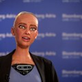 Robot Sofia na Visa SEE Cashless Forumu u Beogradu: Da li je moguća koegzistencija ljudi i robota?