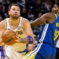 Dončić i Lebron srušili Golden Stejt Voriorse VIDEO