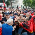 Veliko okupljanje u Tirani, građani izašli na ulice