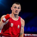 Almir Memić upisao sedmu profesionalnu pobedu, Dupljak briljirao u Sarajevu