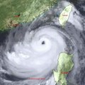 Tajfun Noul pogodio jug Kine: Evakuisano više od 340.000 ljudi, u Hong Kongu otkazani letovi