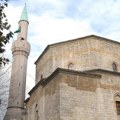 Muslimani slave Ramazanski bajram – prvog dana okuplja se porodica