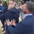 Umalo opšta tuča u Istanbulu, navijači Fenerbahčea uleteli na teren nakon pobede Monaka (video)