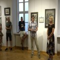 U mitrovačkoj Galeriji otvorena izložba "Crtež i grafika u delima velikana srpske umetničke scene 20. veka"