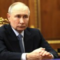 Putin otvorio vrata svog stana u Kremlju Pokazani zanimljivi detalji: "Kao što vidite, nije daleko"