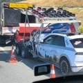 Vozač taksija udario u kamion putarskog preduzeća: Teška nesreća na deonici puta od Uba ka Obrenovcu.