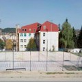 Gimnazijalci u Kuršumliji dobijaju moderno sportsko igralište sa specijalnom podlogom