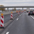 Radovi menjaju saobraćaj oko Novog Sada: Kod Kovilja zatvorena preticajna traka, na petlji Novi Sad centar preusmerenja do…