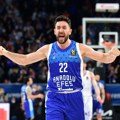 MVP Micić ubacio 7 trojki i vratio titulu Efesu (VIDEO)