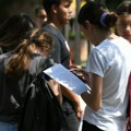 Srednjoškolci nezadovoljni krajem školske godine: Sutra predaju dopis Ministarstvu prosvete