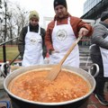 „Pasulja za studente i građane“: Poljoprivrednici kuvaju 1. februara na blokadi tri novosadska mosta