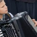 "To je san mog sina, ali ne mogu da mu priuštim": Majka heroina iz Srbije, ovako rešila da skupi novac za harmoniku