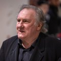 Žerar Depardje nasrnuo na fotografa: Paparaco završio u bolnici FOTO