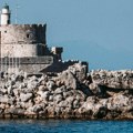 Grčko ostrvo koje turisti obožavaju Ima prelepu prirodu i istorijske znamenitosti na svakom koraku