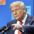 Си-Ен-Ен: Трамп претио Путину и Си Ђинпингу да ц́е бомбардовати Москву и Пекинг
