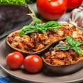 Neodoljivo sočan punjeni patlidžan koji će oduševiti celu porodicu