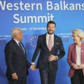 "Potpuna konfuzija u spoljnoj politci": Srbije jedino nema u Briselu, dok Crna Gora korača ka EU
