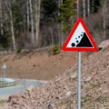Auto-put u Crnoj Gori nije u funkciji: Saobraćaj obustavljen zbog odrona