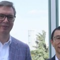 "Planiramo nove projekte i značajan porast japanskih kompanija u Srbiji" Vučić sastao se sa ambasadorom Japana Akirom…