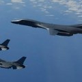Američki strateški bombarderi poleteli: Pentagon najavio masovan udar na Hute u narednih 48 časova (video)