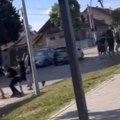 Tuča navijača Partizana i Vojvodine u novom sadu: Jedni leže, drugi ih gaze i šutiraju! Ovakva brutalnost se retko viđa…