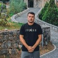 Na nenada je pala metalna konstrukcija, sada mu treba naša pomoć Pomozimo mu da u Rusiji potraži novi život (video, foto)