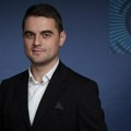 Poslanik Slobodan Petrović: Vlast u Vranju ne zanimaju besplatniudžbenici za đake