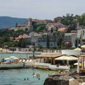 Koliko vam treba para ako letujete u crnoj gori? Ljudi se raspravljaju na društvenim mrežama zbog toga, a ovo je istina