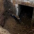 Neverovatno otkriće u podrumu Iskopali zemlju, pa pronašli ulaz u jazbinu iz drugog svetskog rata - poruka na zidu ledi krv u…