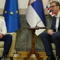 Vučić ugostio osvajača zlatne medalje Komarova