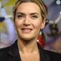 Kejt Vinslet svog Oskara čuva u toaletu iz bizarnog razloga, a evo šta sa njim rade njeni gosti