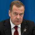 Medvedev kipti od besa zbog plana EU: "Neprijatelji Rusije bi mogli da plate u naturi!" Najavio posledice ako se bude…