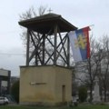 Skinuta srpska zastava sa zvonare crkve u Lipljanu