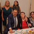 Umrla majka Milorada Dodika Bila mu je najveća podrška, na slavljima pevali zajedno: "Oprosti za svaku brigu kojom sam te…