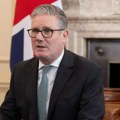 Премијер Кир Стармер под притиском због успоравања економије