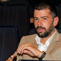 Više nema duge kose i brade! Delovao je "zapušteno", a onda je ponovo promenio imidž! Pogledajte kako sada izgleda Mateja…