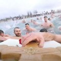 Bogojavljensko plivanje za časni krst 19. januara u Beočinu: U toku prijave