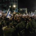 Hiljade demonstranata u Tel Avivu traže ostavku Netanjahua i oslobađenje talaca zatočenih u Gazi