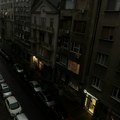 Crno nebo nad Beogradom! Stiže nevreme, temperatura pala za 10 stepeni: RHMZ najavio pljuskove, grmljavinu i grad (foto)