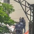 Dve drame u Beogradu u samo 14 sati: Kasapili ruke, pretili samoubistvom, pregovori trajali satima