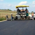 Potpisani ugovori sa sedam lokalnih samouprava o infrastrukturnim projektima