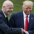 „Halo, ovde Donald“: Nemački mediji pišu – Infantino zaslužio crveni karton